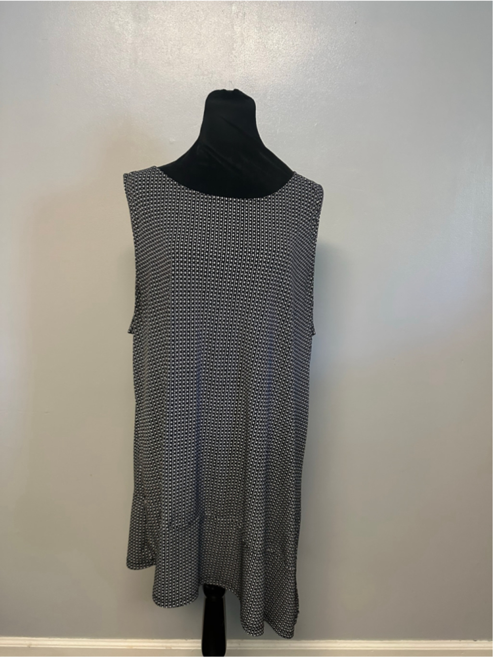 Rafaella Tank Top Tunic XL Black White Geometric Print Sleeveless Asymmetrical